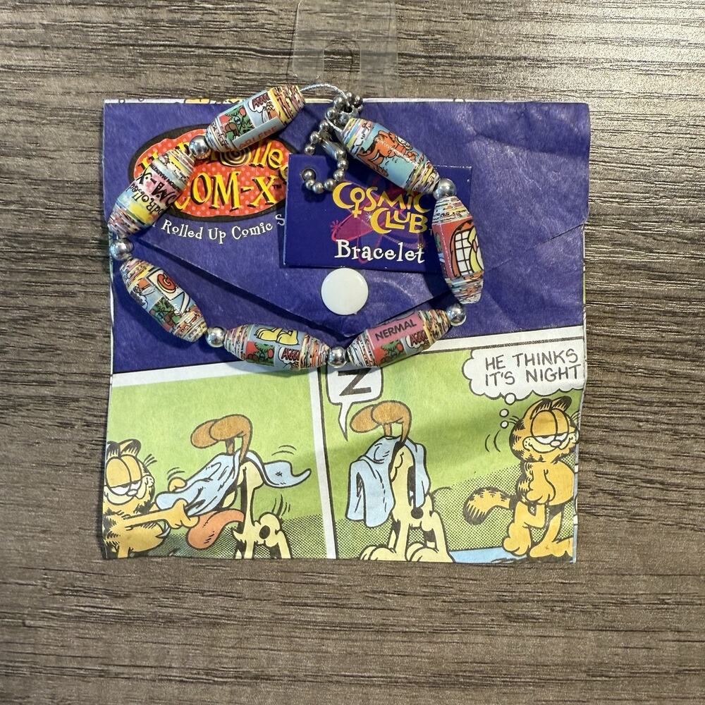 Hasbro Oddz On Handrolled COM-X Garfield The Cat Bracelet Rolled Comic Strip New